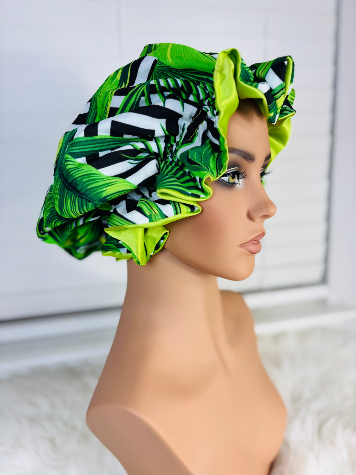 Reversible Satin Bonnet – 2-in-1 Hair Protection