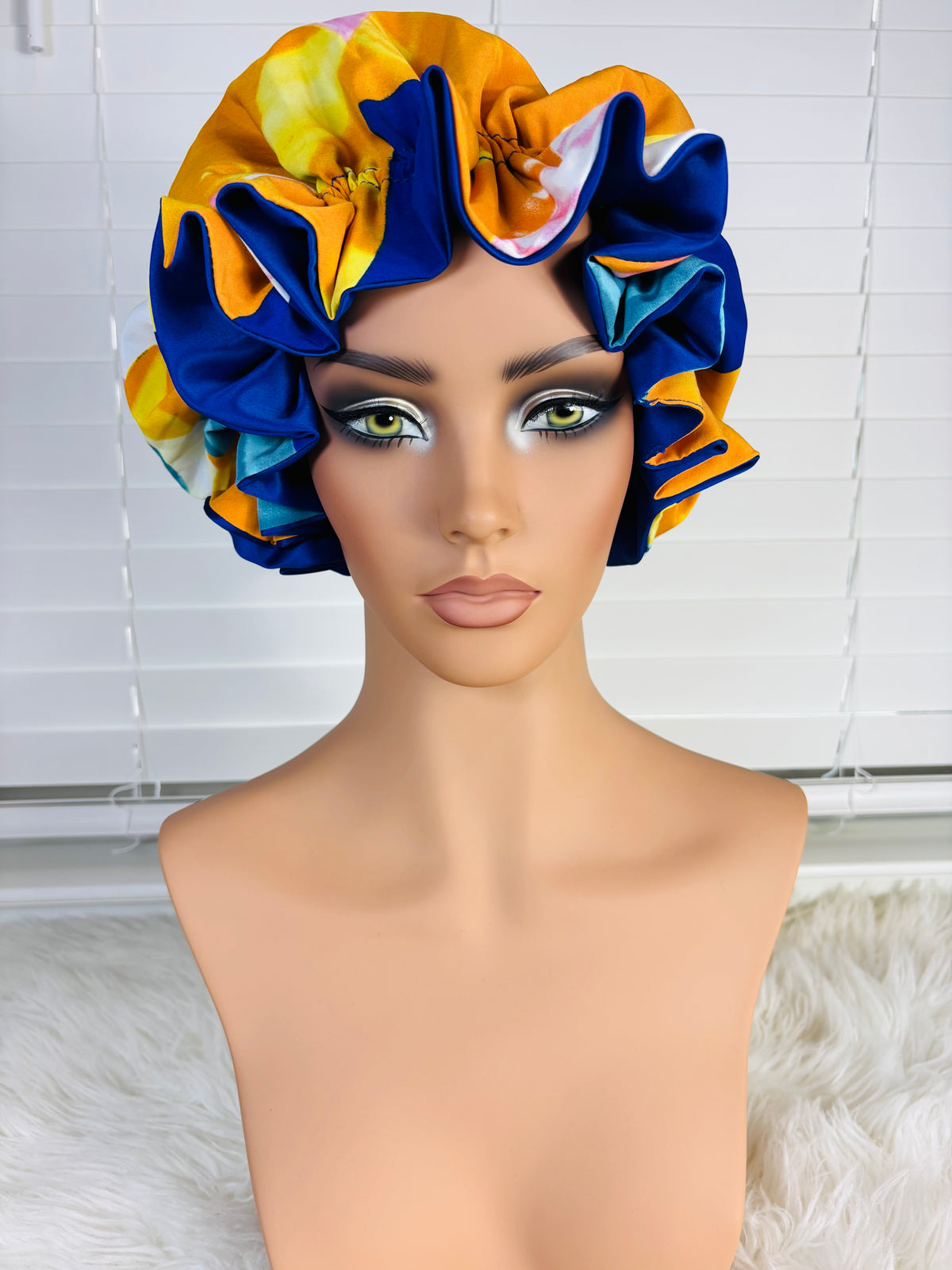 Reversible Satin Bonnet – 2-in-1 Hair Protection
