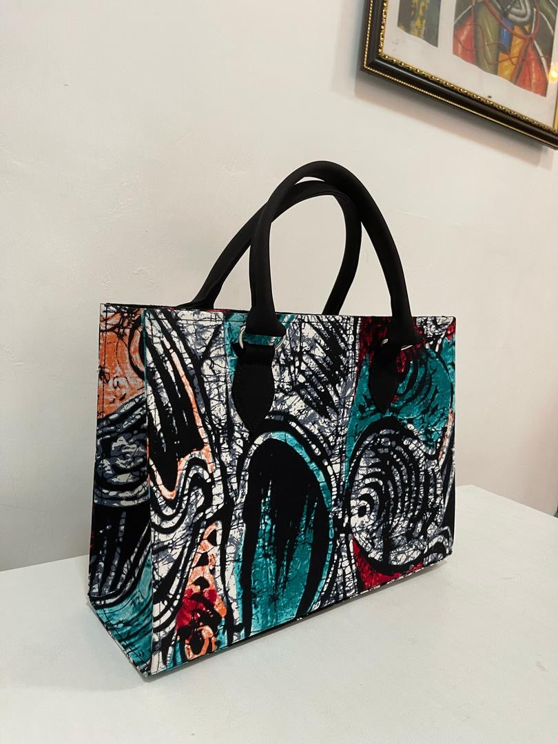 AMAKA TOTE BAG