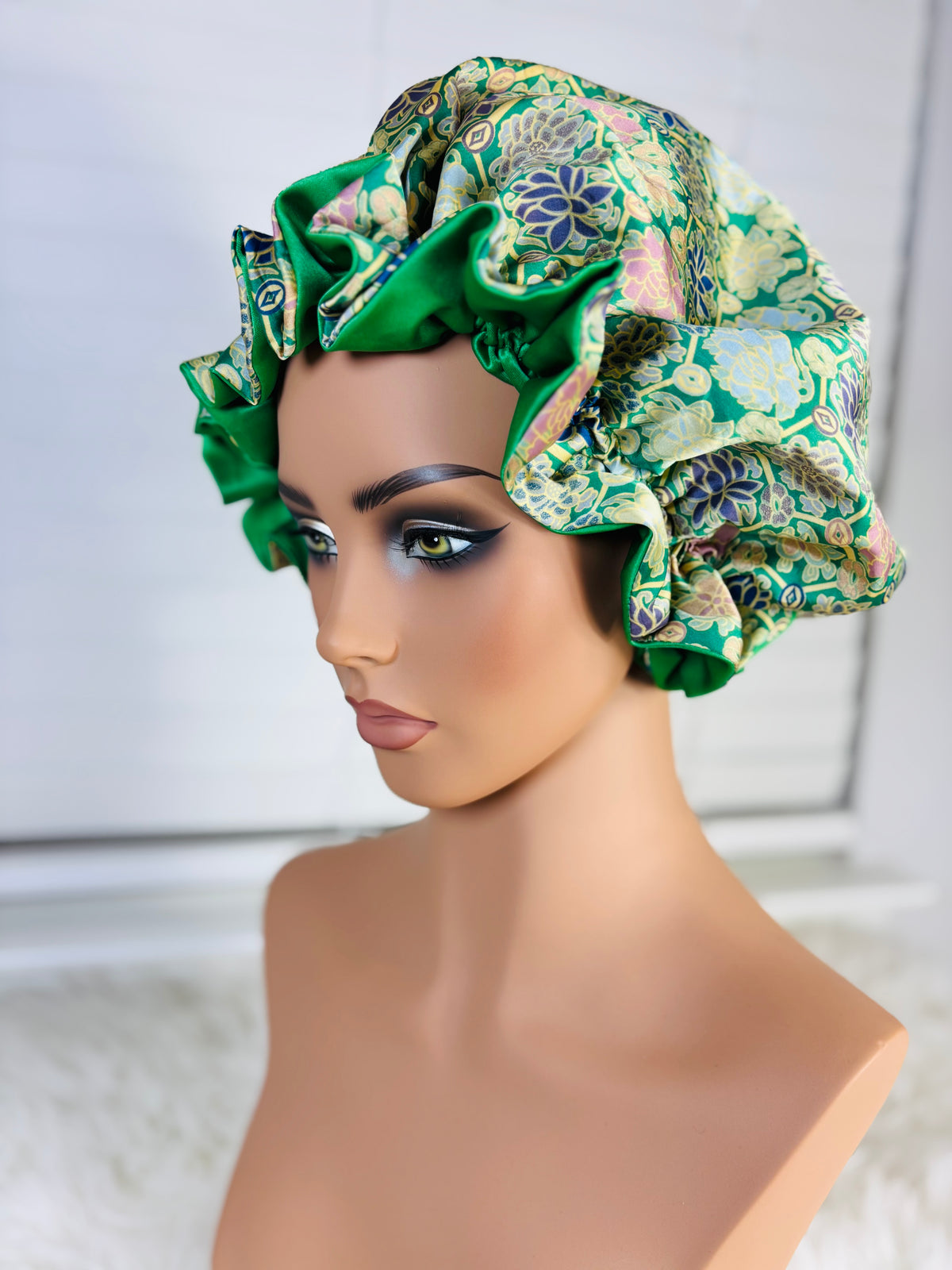 Reversible Satin Bonnet – 2-in-1 Hair Protection