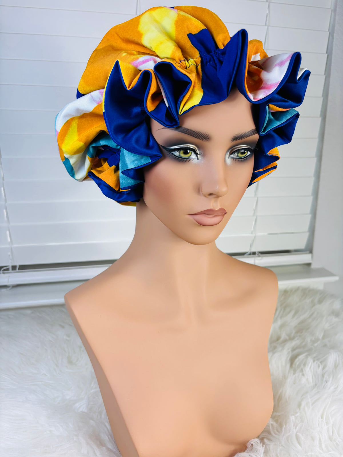 Reversible Satin Bonnet – 2-in-1 Hair Protection