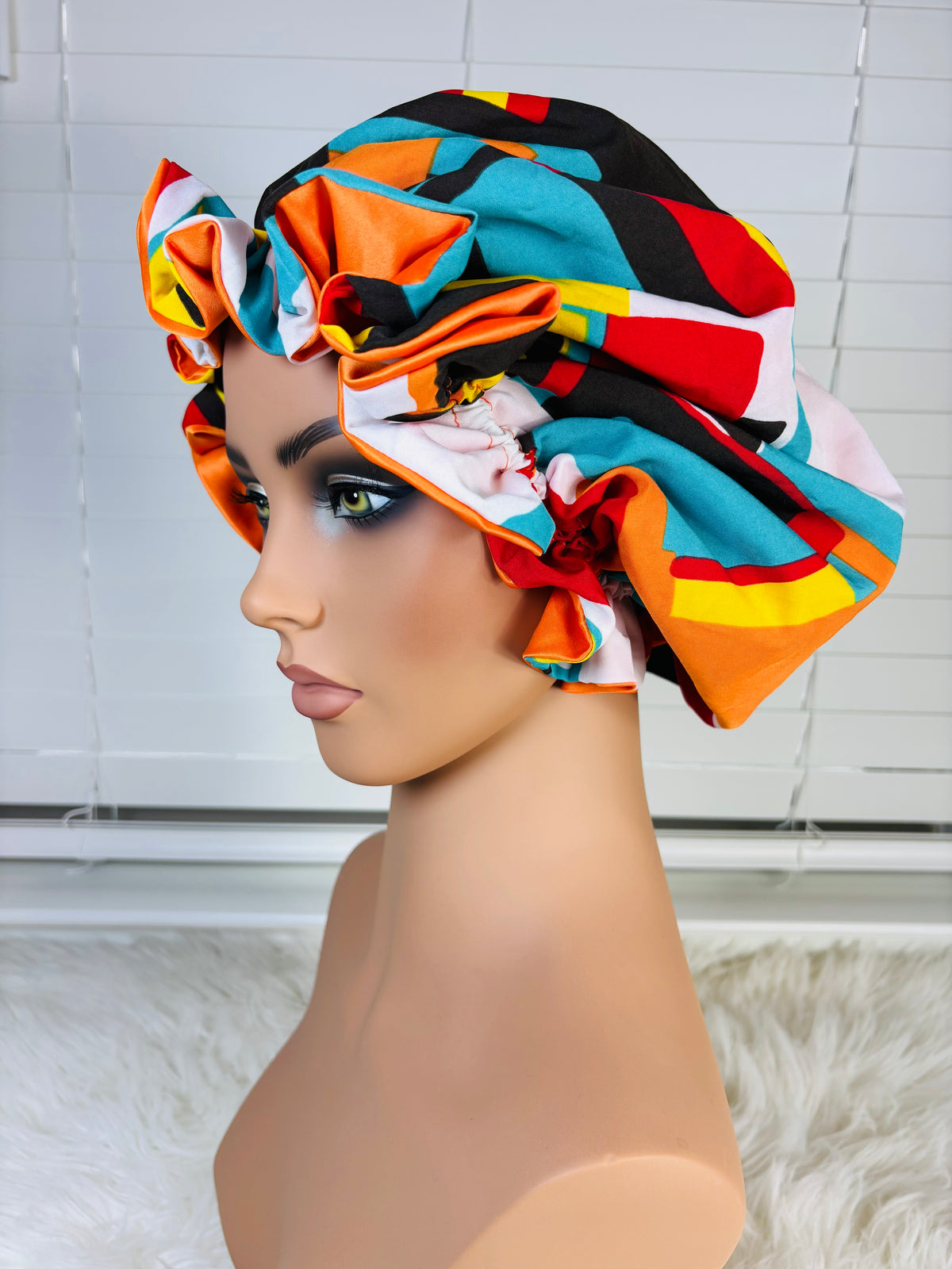 Reversible Satin Bonnet – 2-in-1 Hair Protection